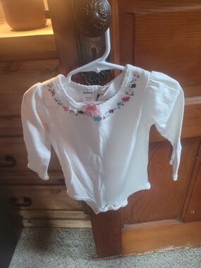 OshKosh B'gosh White Long Sleeve Baby Bodysuit with Pink Floral Trim